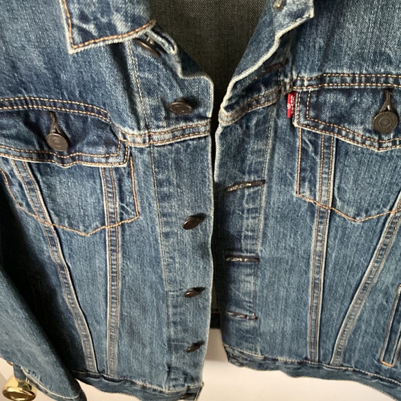 Levi’s Trucker Jacket - Picture 10 of 15